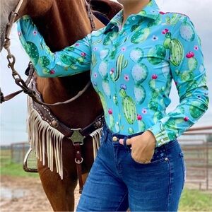RANCH DRESSN Fallon Taylor watercolor cactus performance rodeo cowgirl shirt XL